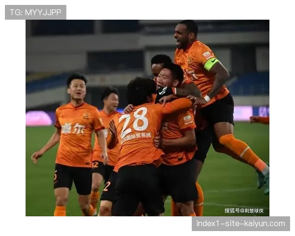 新疆伊力特末节追平憾负广州 关键一攻绝平三分未果